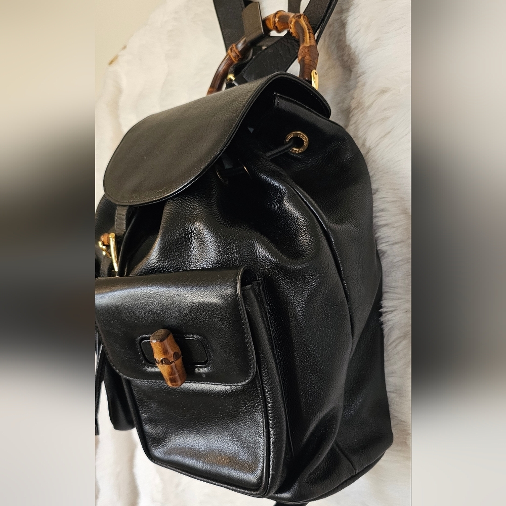 Gucci Black Leather Backpack with Bamboo Accents - Picture 4 of 15